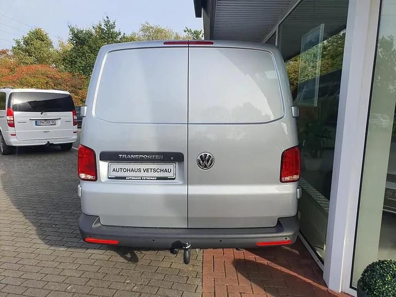Gebraucht VW T6.1 150 PS (110 kW) 2023 Silber Van