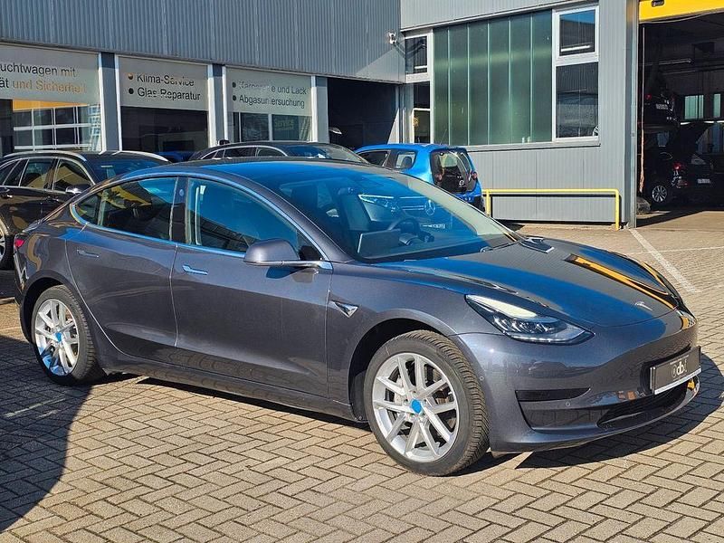 Gebraucht Tesla Model 3 225 kW (306 PS) 2019 Grau Limousine