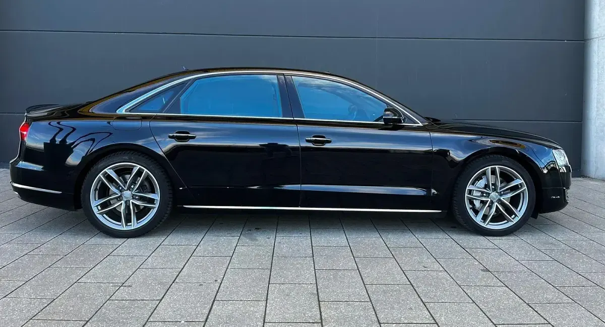 Gebraucht Audi A8L Ambiente 262 PS (192 kW) 2016 Schwarz Limousine