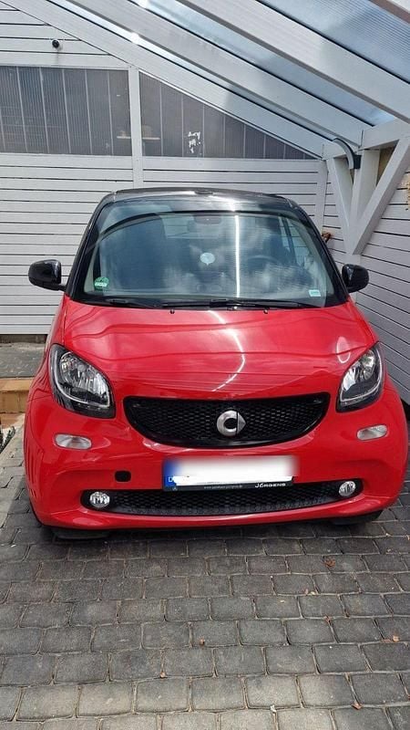Rot Gebraucht 2017 Smart ForTwo Coupé Prime Cabrio | 14.000 € (Fairer Preis) - Bild 1/4