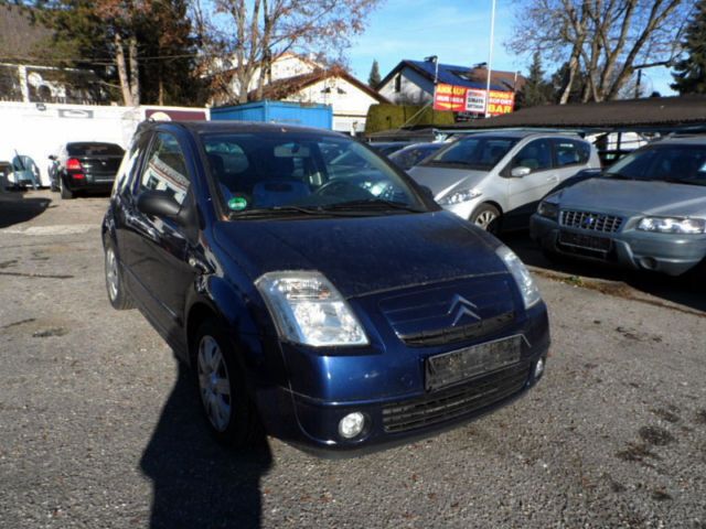 Blau metallic Gebraucht 2005 Citroën C2 Kleinwagen | 1.990 € (Etwas zu teuer) - Bild 1/4