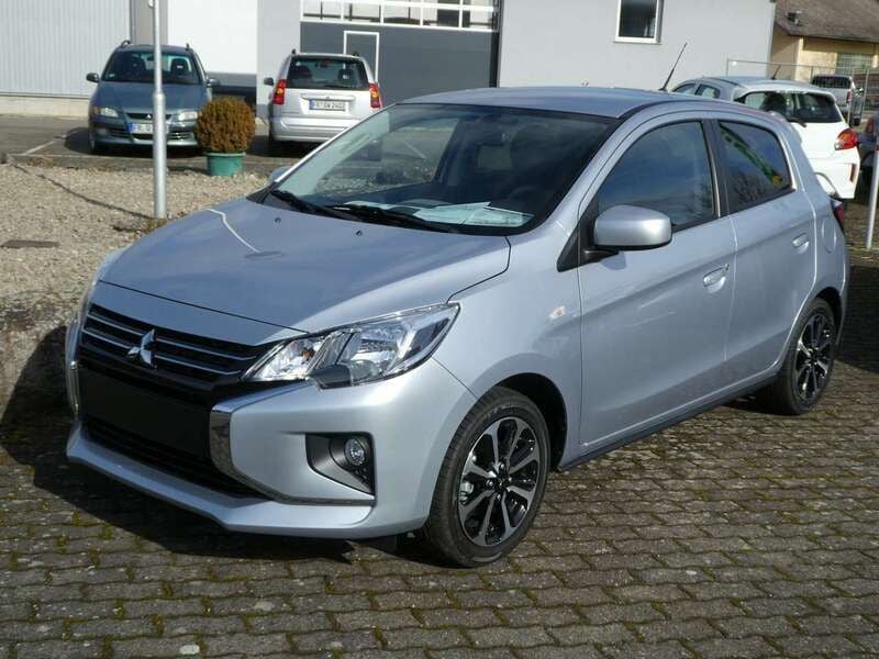 Gebraucht Mitsubishi Space Star Select+ 71 PS (52 kW) 2024 Silber Limousine