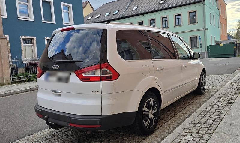 Usata Ford Galaxy 200 CV (147 kW) 2011 Bianco Monovolume