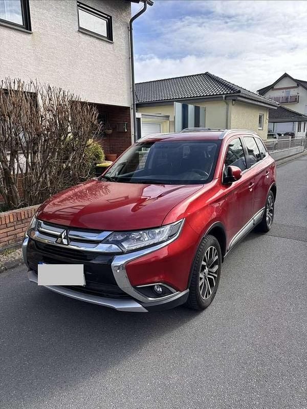 Gebraucht Mitsubishi Outlander Edition+ 150 PS (110 kW) 2018 SUV