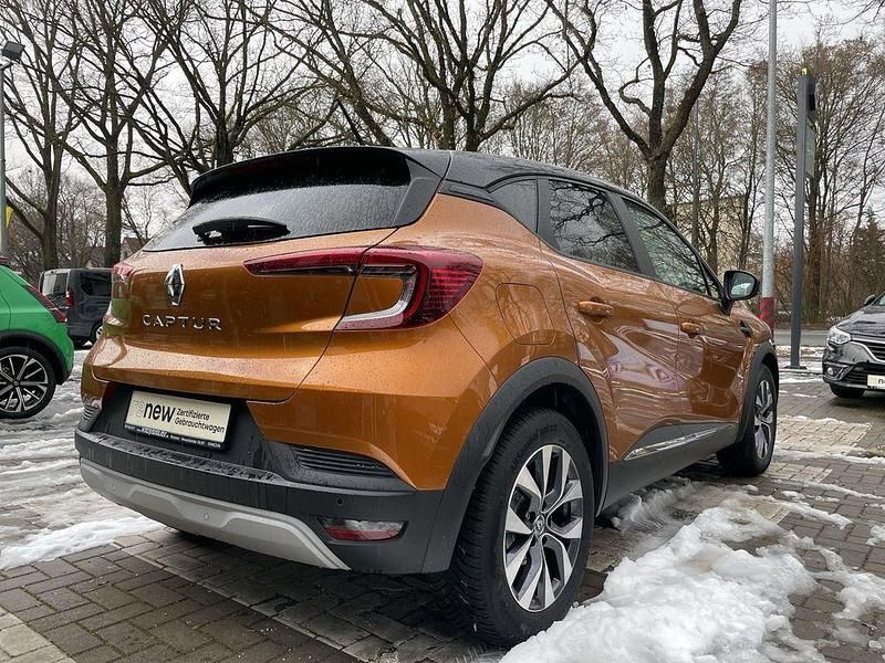 Gebraucht Renault Captur Experience 101 PS (74 kW) 2020 Taklamakan orange+blackpearl SUV