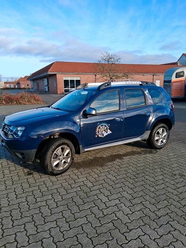 Blau Gebraucht 2015 Dacia Duster SUV | 7.200 € (Fairer Preis) - Bild 1/4
