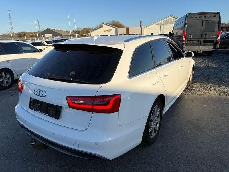 Gebraucht Audi A6 177 PS (130 kW) 2014 Weiß Kombi