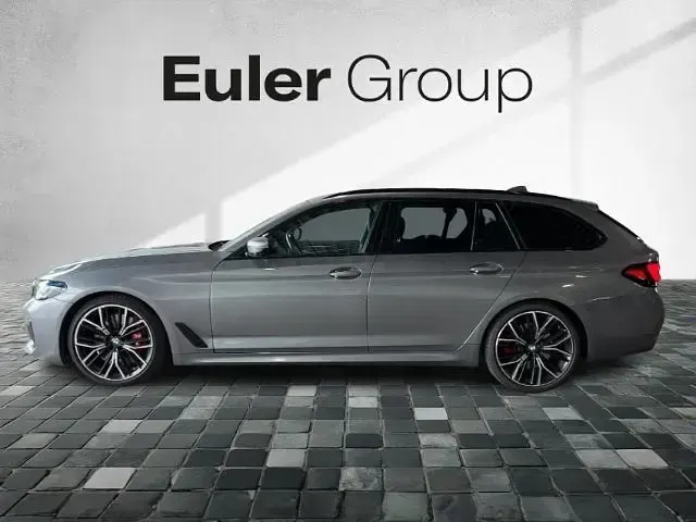 Gebraucht BMW 540 Performance 340 PS (250 kW) 2023 Grau Kombi