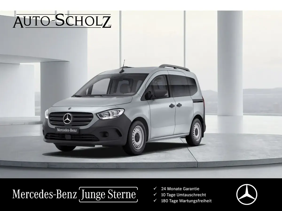 Gebraucht Mercedes Citan 113 131 PS (96 kW) 2023 Silber Van / Kleinbus