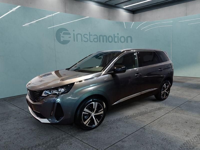 Grau Gebraucht 2023 Peugeot 5008 Van / Kleinbus | 39.749 € (Teuer) - Bild 1/4