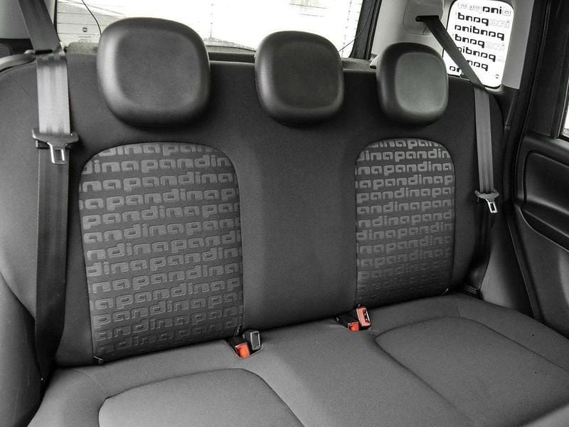 Neu Fiat Panda Cross Cross 69 PS (50 kW) 2025 Grün Kleinwagen