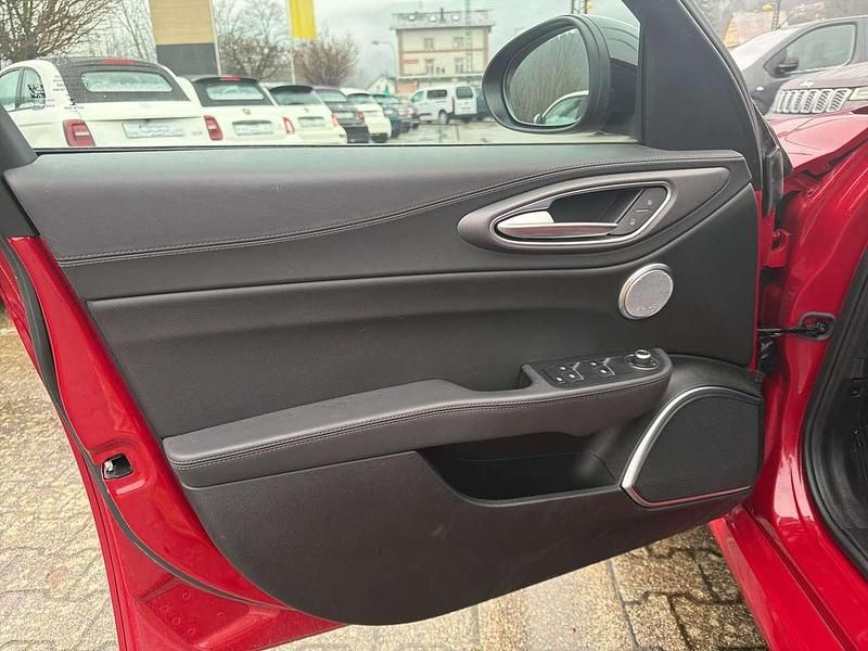 Gebraucht Alfa Romeo Giulia Veloce 280 PS (205 kW) 2022 Rosso alfa Limousine