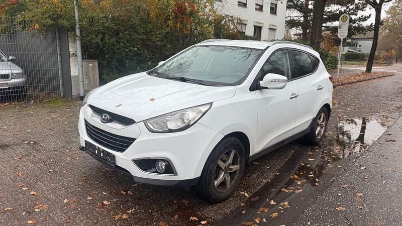 Gebraucht Hyundai ix35 Style 163 PS (119 kW) 2011 Weiß SUV