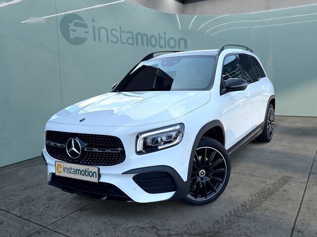Weiß Gebraucht 2022 Mercedes GLB250 AMG line SUV | 59.900 € - Bild 1/2