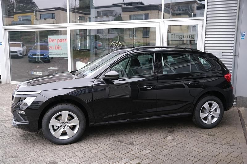 Neu Skoda Kamiq Selection 116 PS (85 kW) 2025 Black magic perleffekt SUV