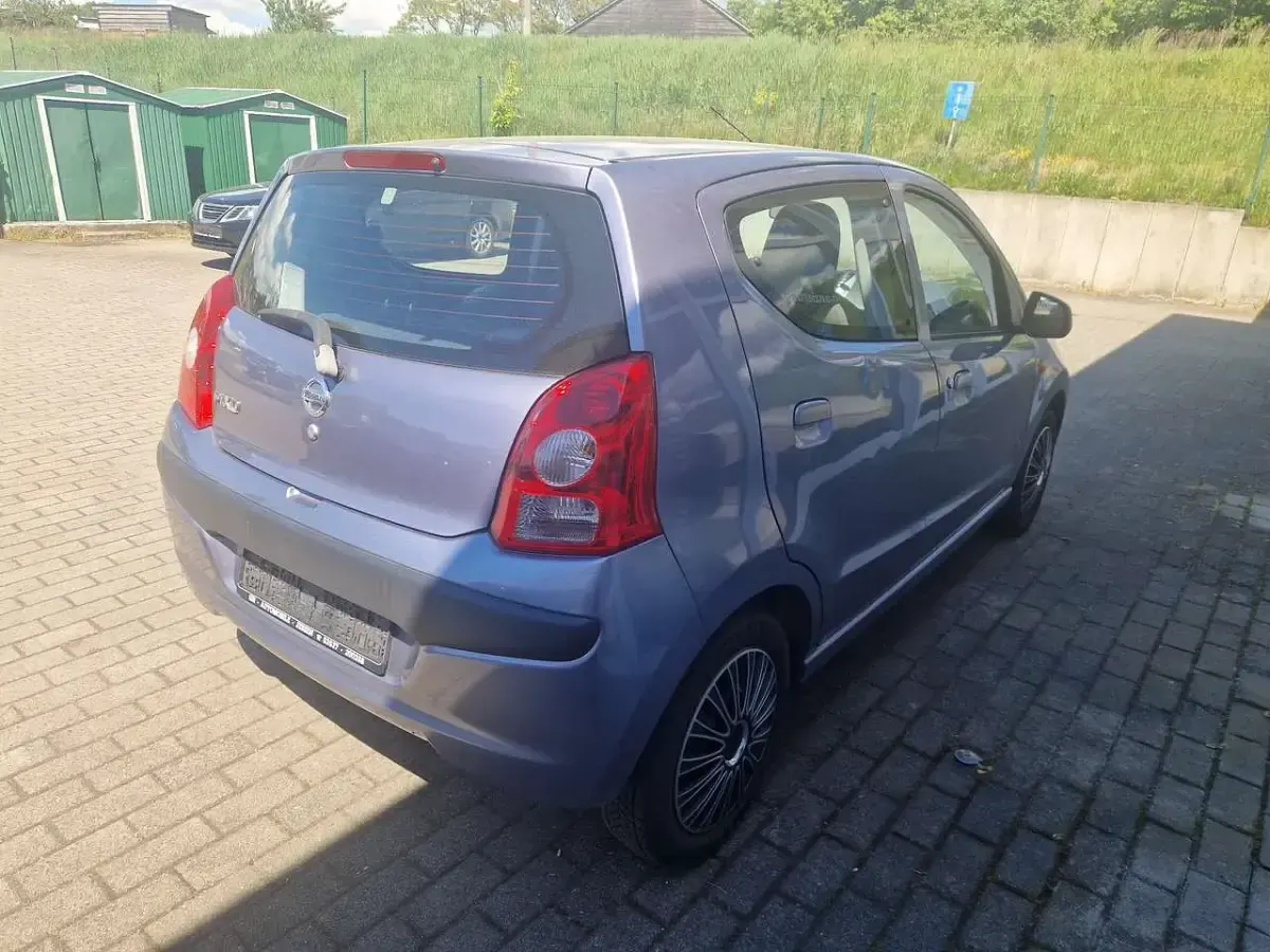 Gebraucht Nissan Pixo 68 PS (50 kW) 2011 Blau Kleinwagen