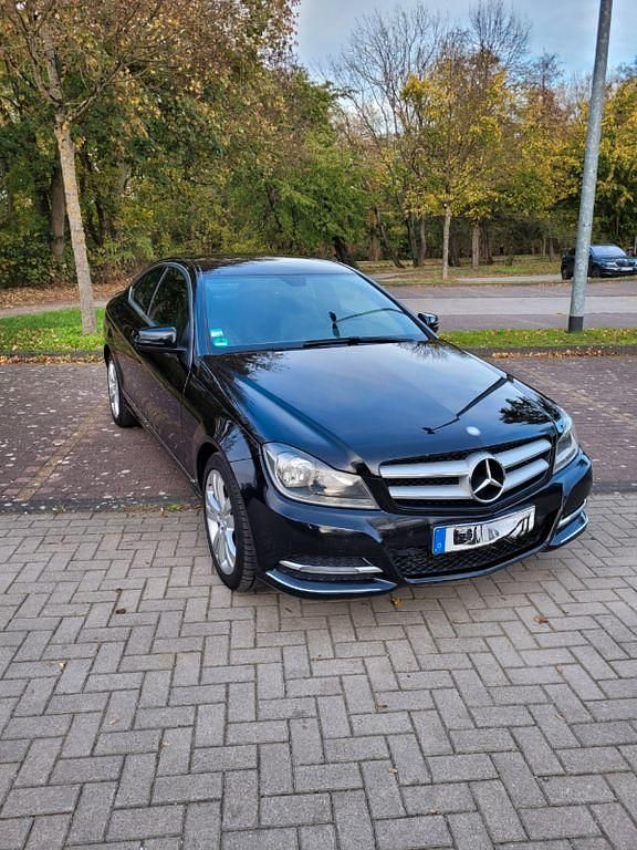 Gebraucht Mercedes C220 170 PS (125 kW) 2013 Schwarz Coupé