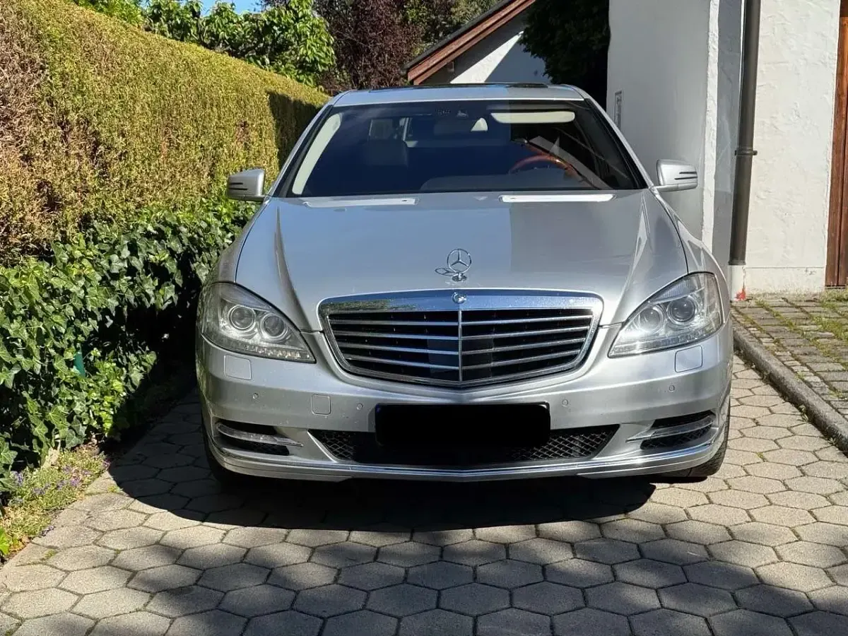 Gebraucht Mercedes S500L 435 PS (319 kW) 2011 Silber Limousine