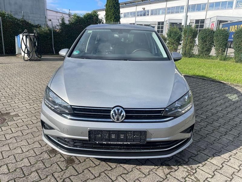 Silber Gebraucht 2019 VW Golf VII Limousine | 16.999 € (Fairer Preis) - Bild 1/4