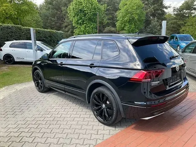 Gebraucht VW Tiguan Allspace Highline 200 PS (147 kW) 2021 Schwarz SUV
