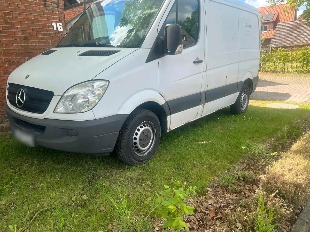 Gebraucht Mercedes Sprinter 135 PS (99 kW) 2026 Weiß Van