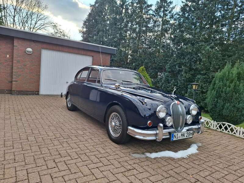 Blau Gebraucht 1965 Jaguar MK II Limousine | 20.000 € - Bild 1/4