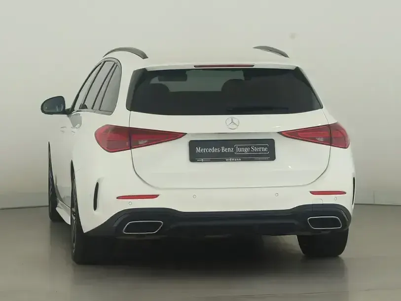Gebraucht Mercedes C300 AMG 258 PS (189 kW) 2023 Polarweiss uni Kombi
