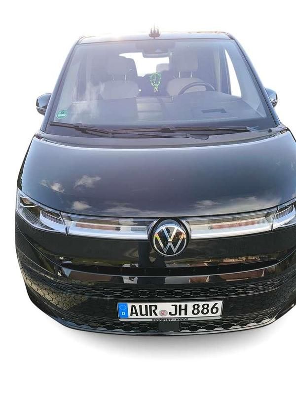 Gebraucht VW Multivan Style 150 PS (110 kW) 2022 Deep black perleffekt Van