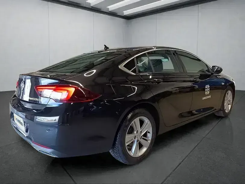 Gebraucht Opel Insignia 174 PS (127 kW) 2021 Schwarz Limousine