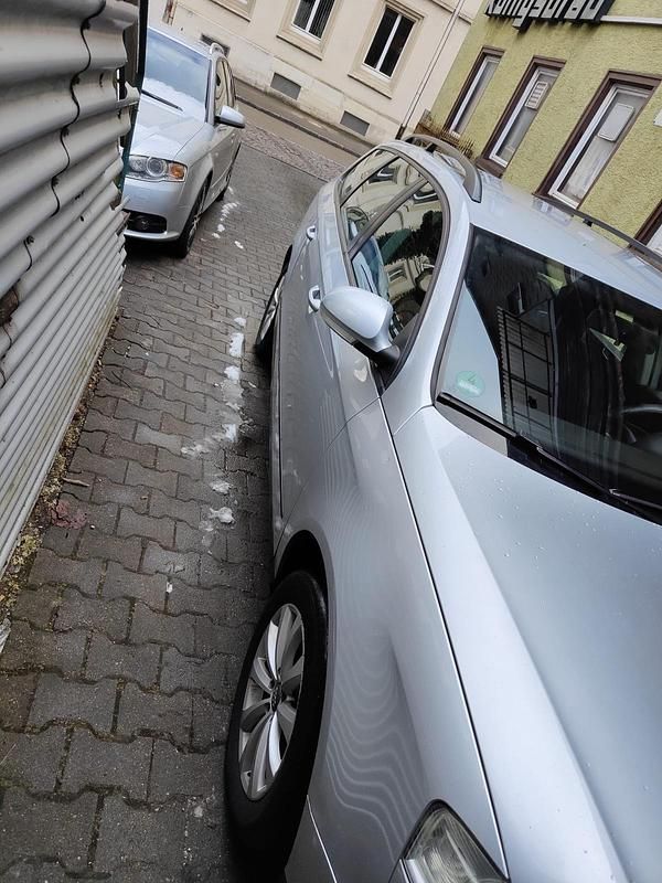 Gebraucht VW Passat 140 PS (102 kW) 2011 Silber Kombi