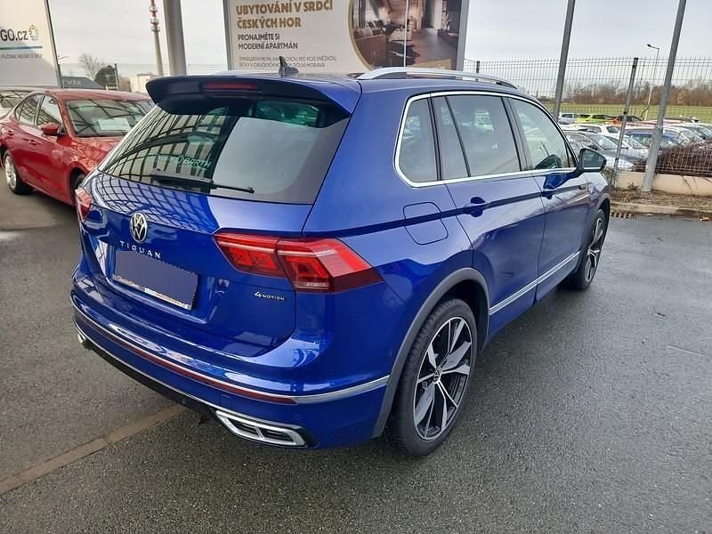 Gebraucht VW Tiguan R-line 190 PS (139 kW) 2023 Blau SUV