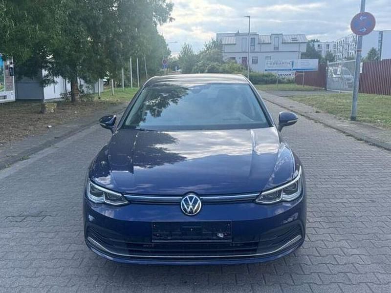 Gebraucht VW Golf VII Style 150 PS (110 kW) 2021 Blau Kleinwagen