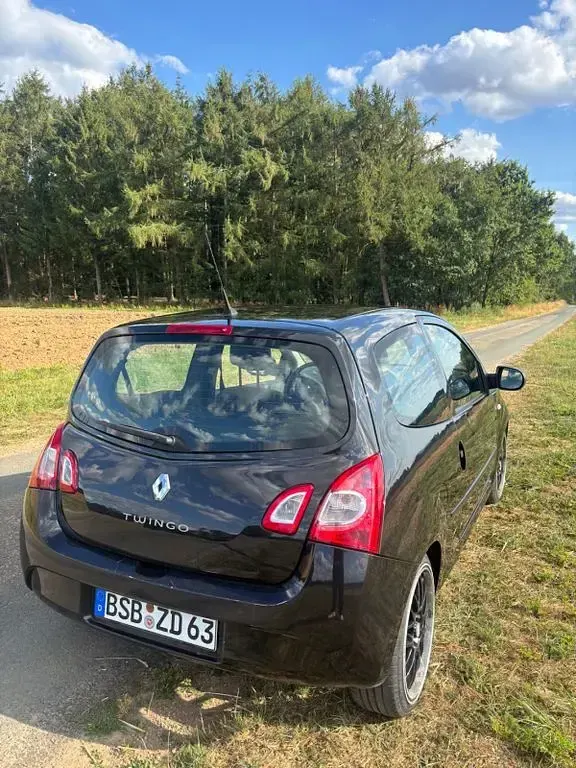 Gebraucht Renault Twingo Dynamique 75 PS (55 kW) 2012 Schwarz Kleinwagen