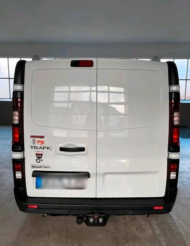 Gebraucht Renault Trafic 125 PS (91 kW) 2020 Weiß Van / Kleinbus