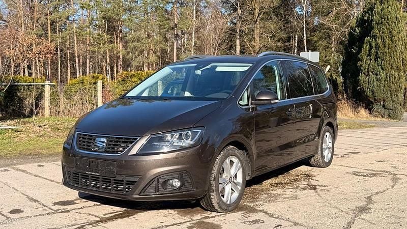 Gebraucht Seat Alhambra XCELLENCE 177 PS (130 kW) 2019 Braun Van / Kleinbus