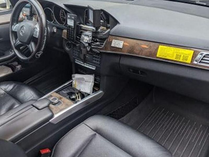 Gebraucht Mercedes E200 136 PS (100 kW) 2016 Gelb Limousine