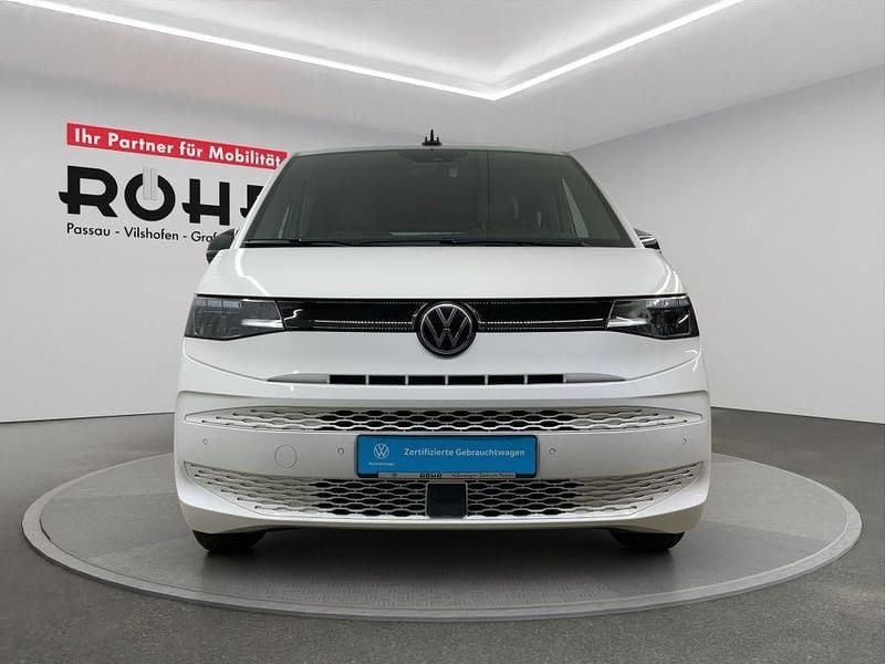Gebraucht VW Multivan 136 PS (100 kW) 2024 Weiß Van