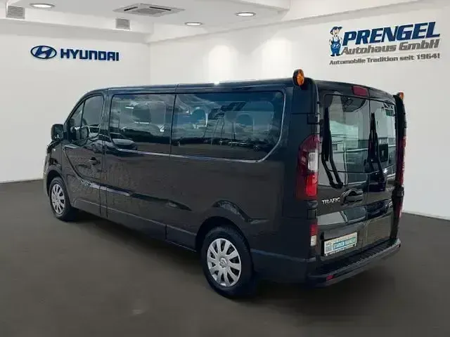 Gebraucht Renault Trafic 120 PS (88 kW) 2020 Schwarz Van / Kleinbus