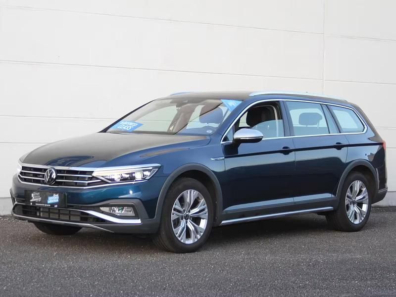 Gebraucht VW Passat Alltrack 280 PS (205 kW) 2022 Aquamarinblau metallic (metallic) Kombi