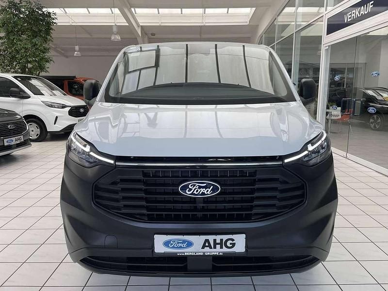 Neu Ford Transit Basis 110 PS (80 kW) 2025 Weiß Limousine