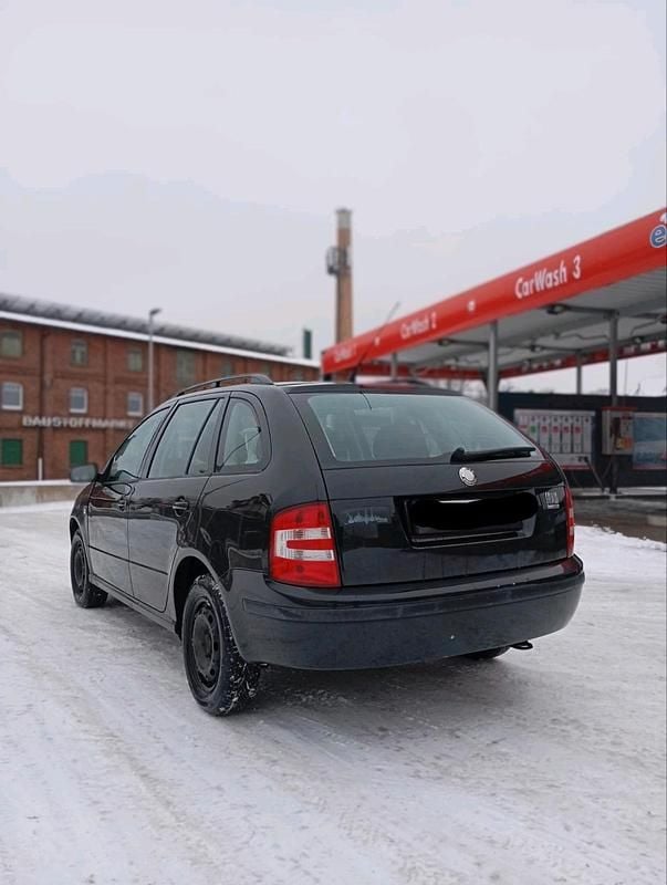 Gebraucht Skoda Fabia 74 PS (54 kW) 2007 Schwarz Limousine