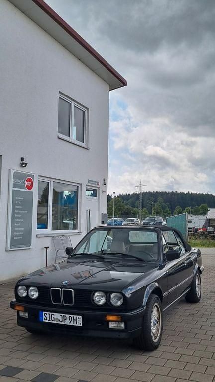 Schwarz Gebraucht 1987 BMW 325 Cabriolet Sport Line Cabrio | 21.000 € - Bild 1/4