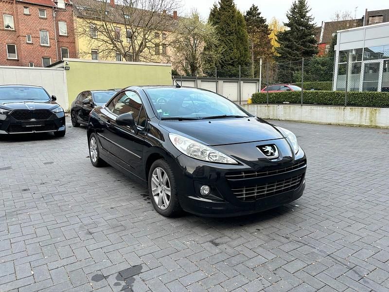 Gebraucht Peugeot 207 120 PS (88 kW) 2011 Schwarz Cabrio