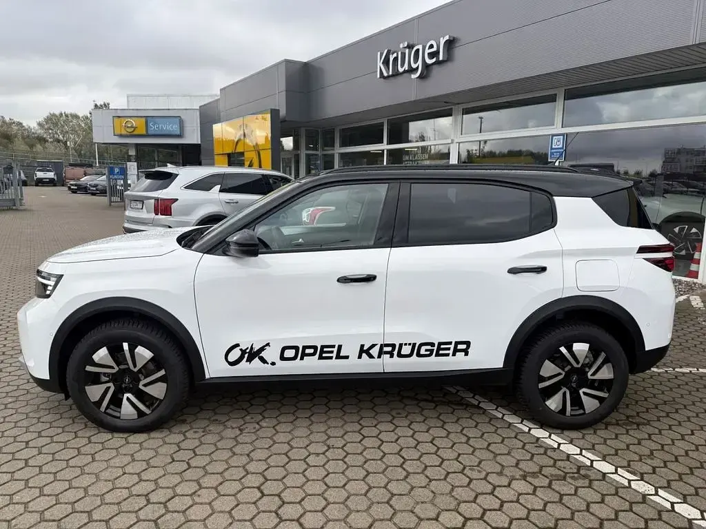Neu Opel Frontera 145 PS (106 kW) 2026 Weiß SUV
