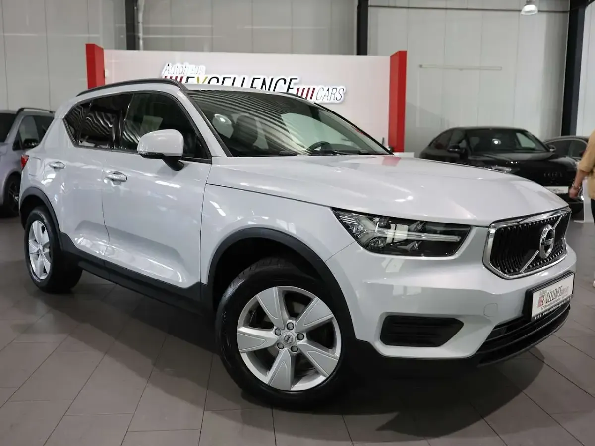 Gebraucht Volvo XC40 Business Edition 150 PS (110 kW) 2019 Silber SUV