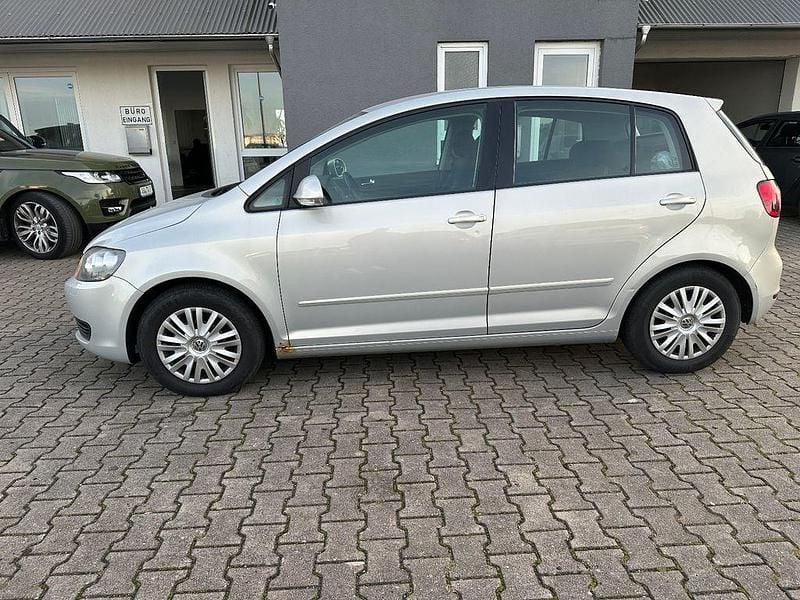 Gebraucht VW Golf VI Trendline 105 PS (77 kW) 2010 Gold Kleinwagen