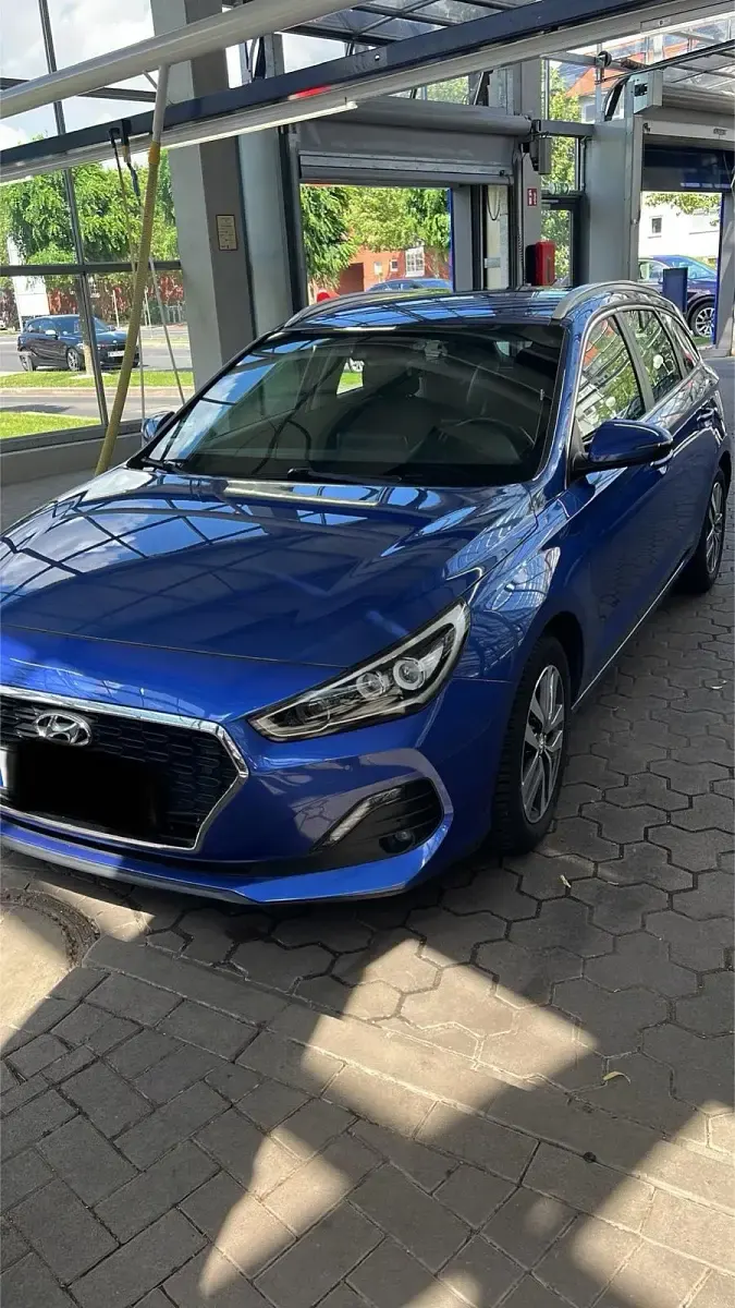Gebraucht Hyundai i30 140 PS (102 kW) 2019 Blau Kombi