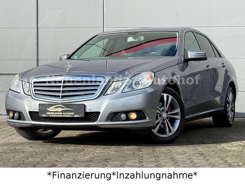 Gebraucht Mercedes E200 136 PS (100 kW) 2011 Silber Limousine