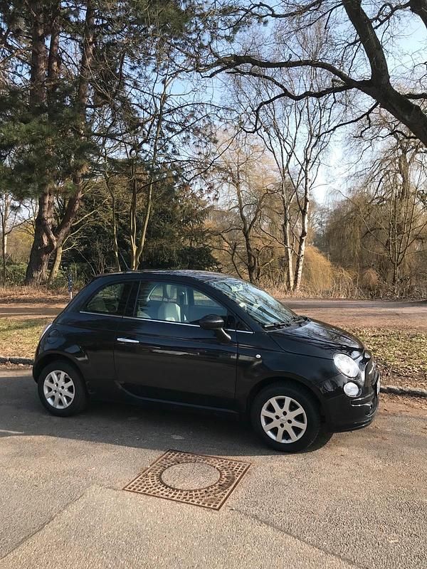Gebraucht Fiat 500 69 PS (50 kW) 2013 Schwarz Kleinwagen