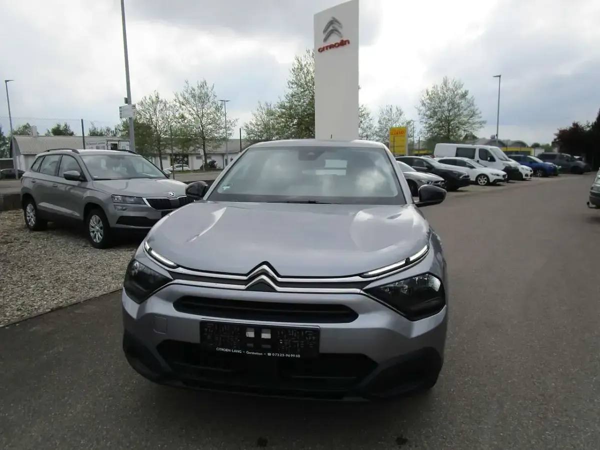 Gebraucht Citroën C4 131 PS (96 kW) 2024 Grau artense SUV